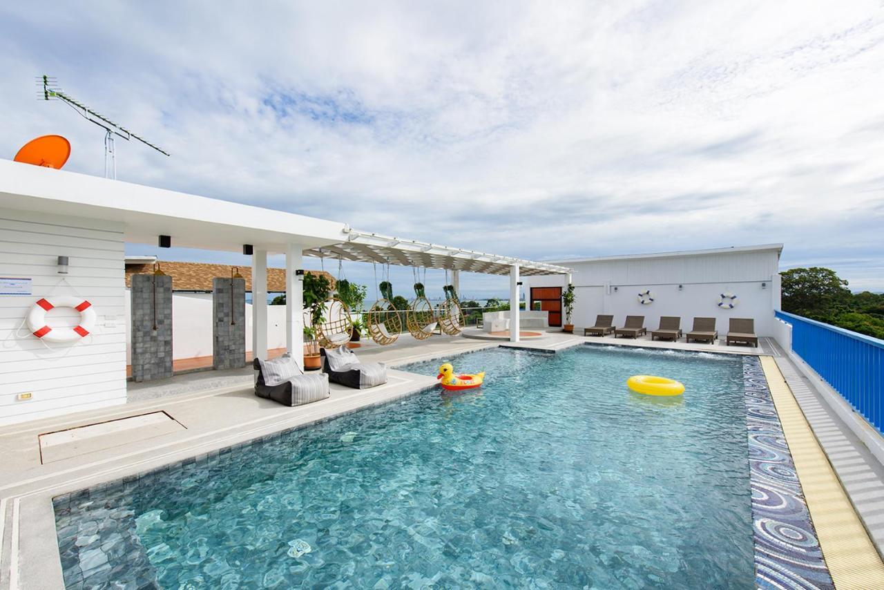 Costa Village Bangsaray, Residence with Private Jacuzzi Bang Sare Bagian luar foto