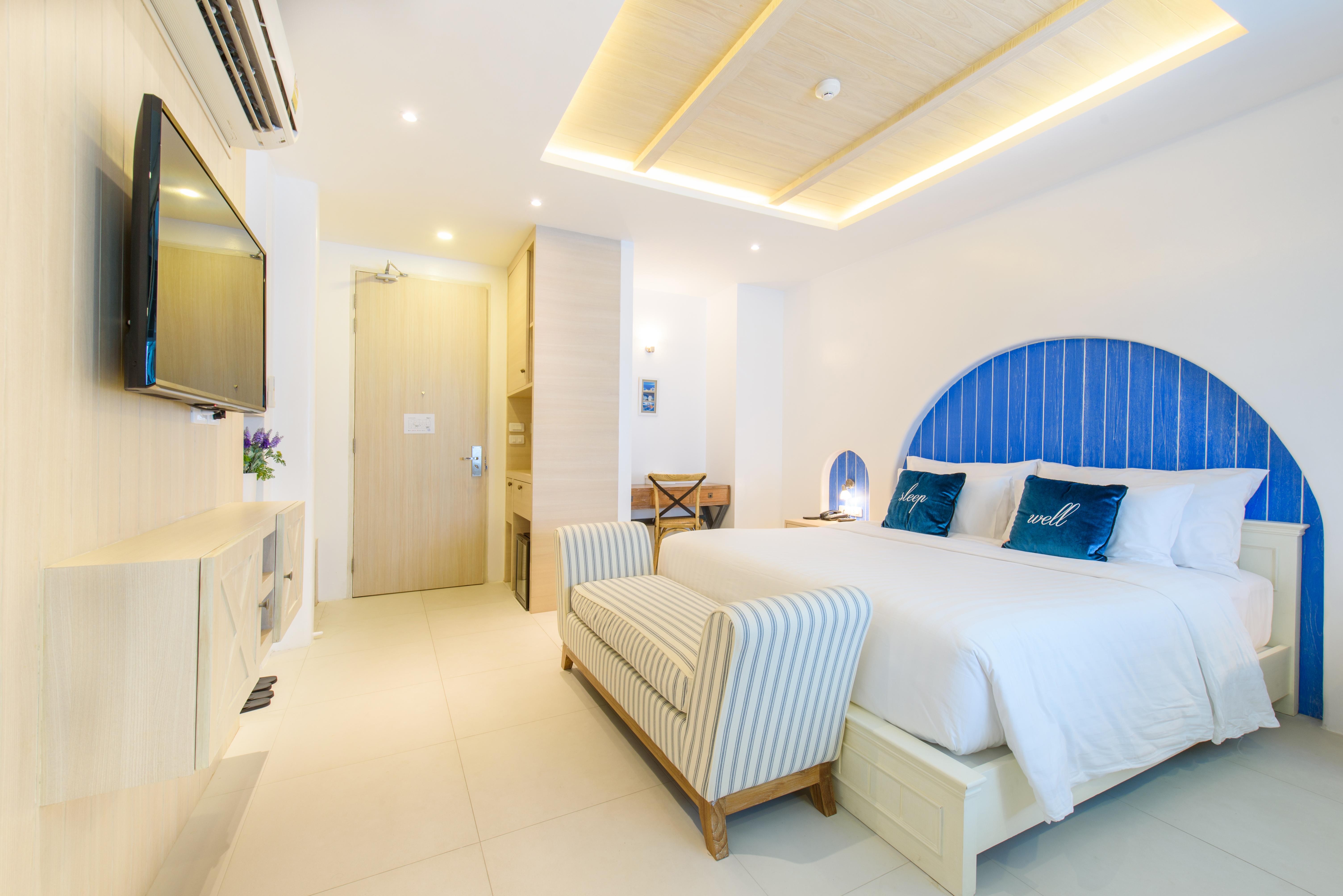 Costa Village Bangsaray, Residence with Private Jacuzzi Bang Sare Bagian luar foto