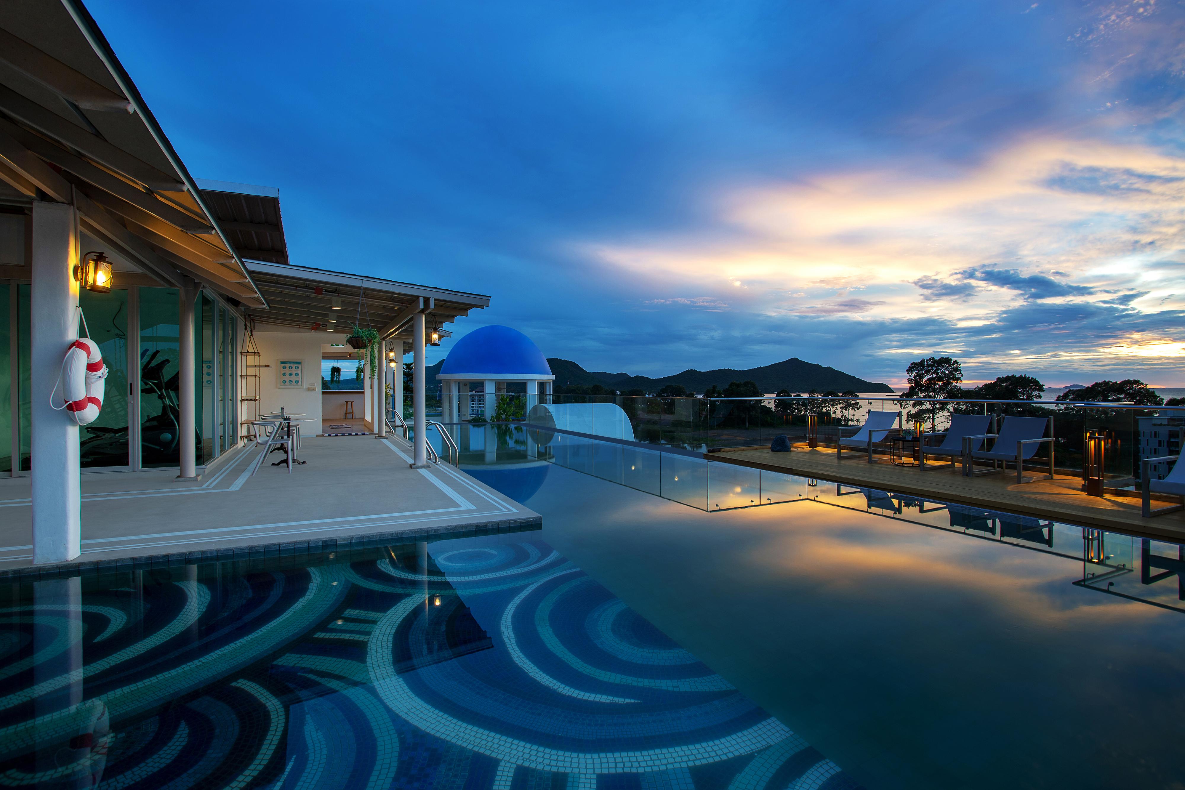 Costa Village Bangsaray, Residence with Private Jacuzzi Bang Sare Bagian luar foto