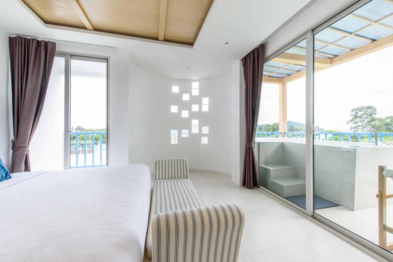 Costa Village Bangsaray, Residence with Private Jacuzzi Bang Sare Bagian luar foto