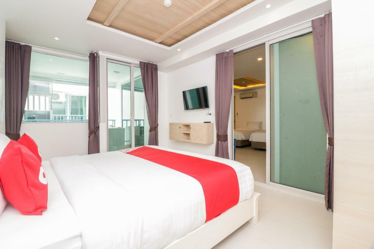 Costa Village Bangsaray, Residence with Private Jacuzzi Bang Sare Bagian luar foto