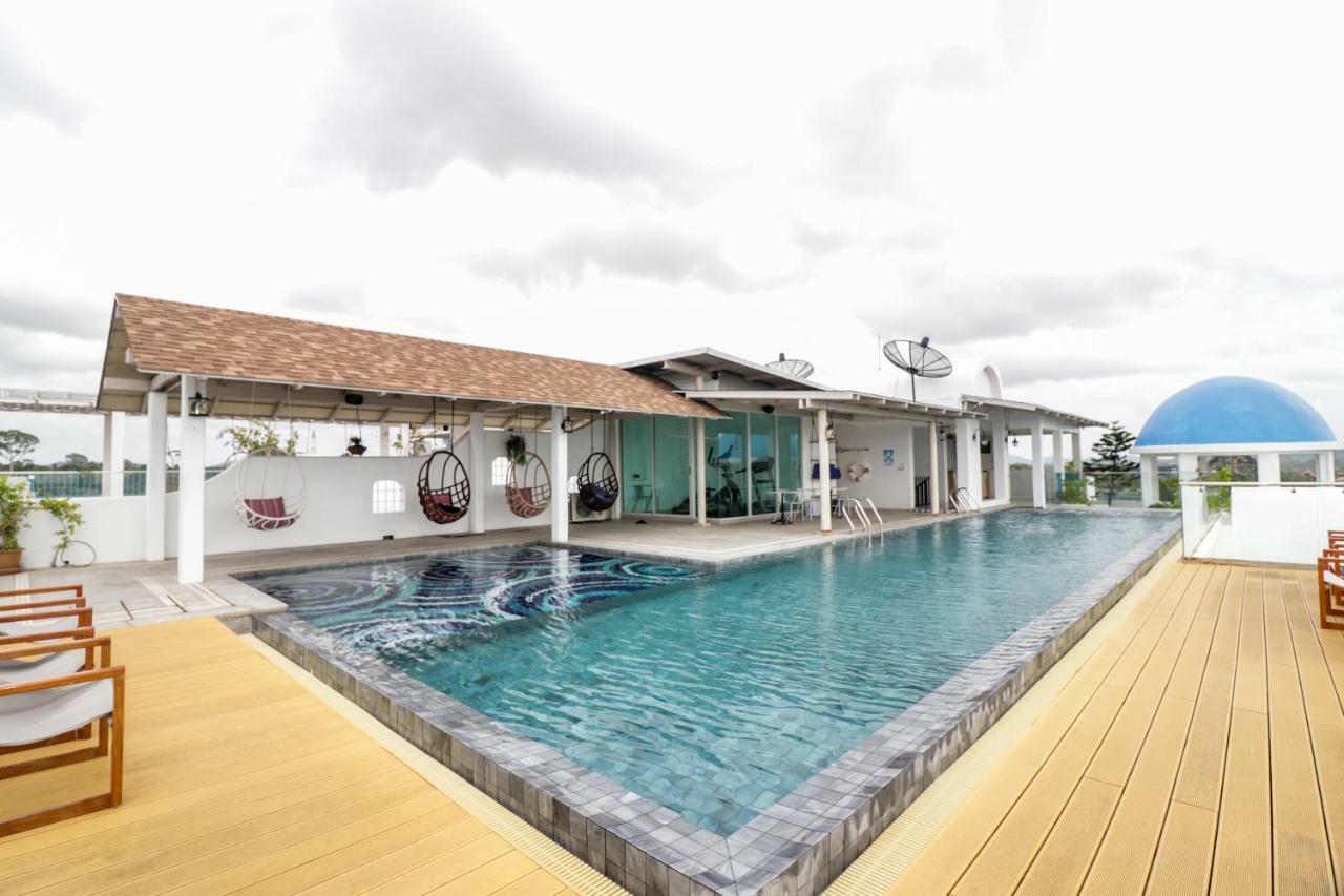 Costa Village Bangsaray, Residence with Private Jacuzzi Bang Sare Bagian luar foto