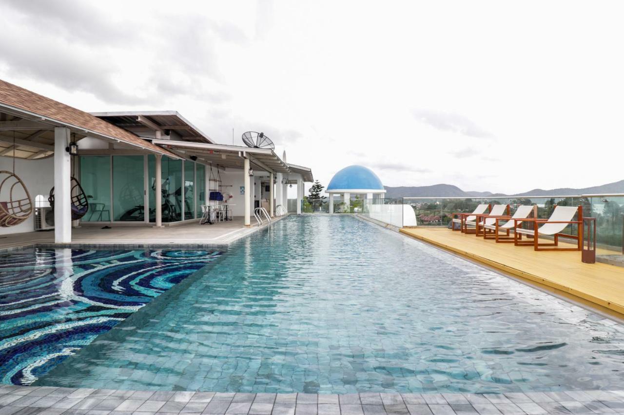 Costa Village Bangsaray, Residence with Private Jacuzzi Bang Sare Bagian luar foto